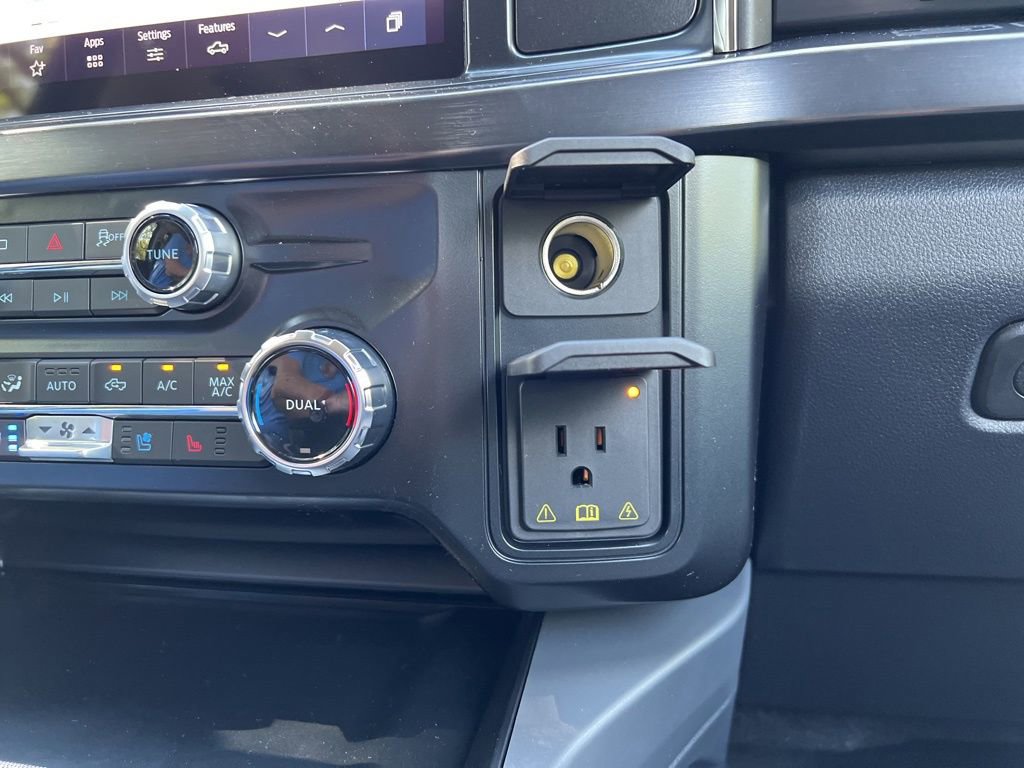 New 2026 Ford F250 Lariat w/ FX4 Off-Road Package image 30