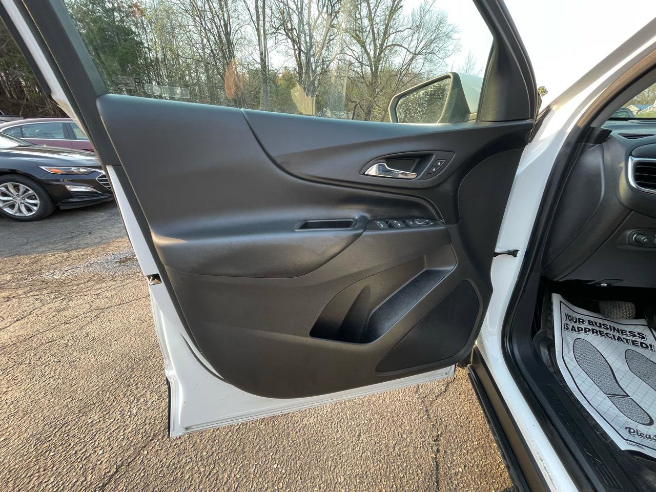 Used 2021 Chevrolet Equinox LT image 16