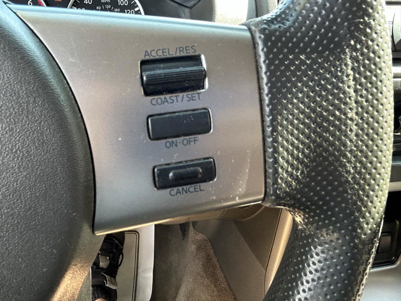 Used 2011 Nissan Pathfinder S AWD/4WD image 19