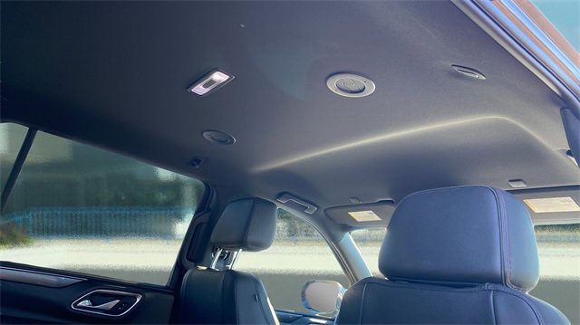 Used 2023 Chevrolet Suburban RST w/ Luxury Package image 16