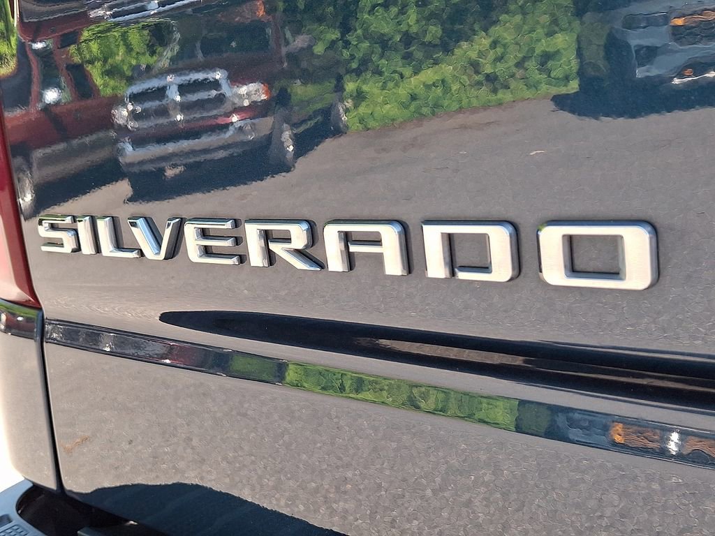 Used 2022 Chevrolet Silverado 1500 RST AWD/4WD image 29