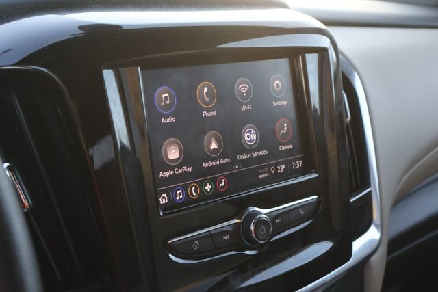 Used 2023 Chevrolet Traverse LS image 12