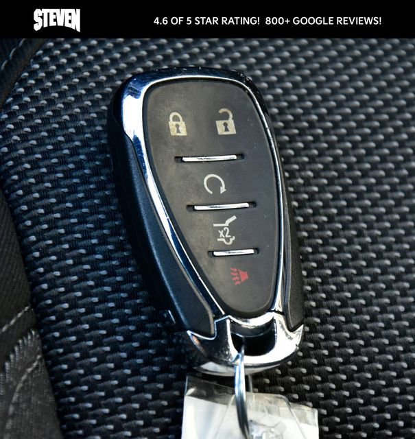 Used 2023 Chevrolet Traverse LT image 28