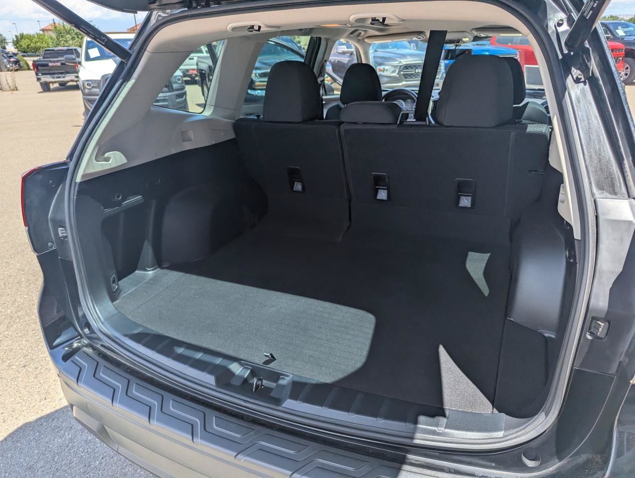 Used 2023 Subaru Forester Premium AWD/4WD image 30