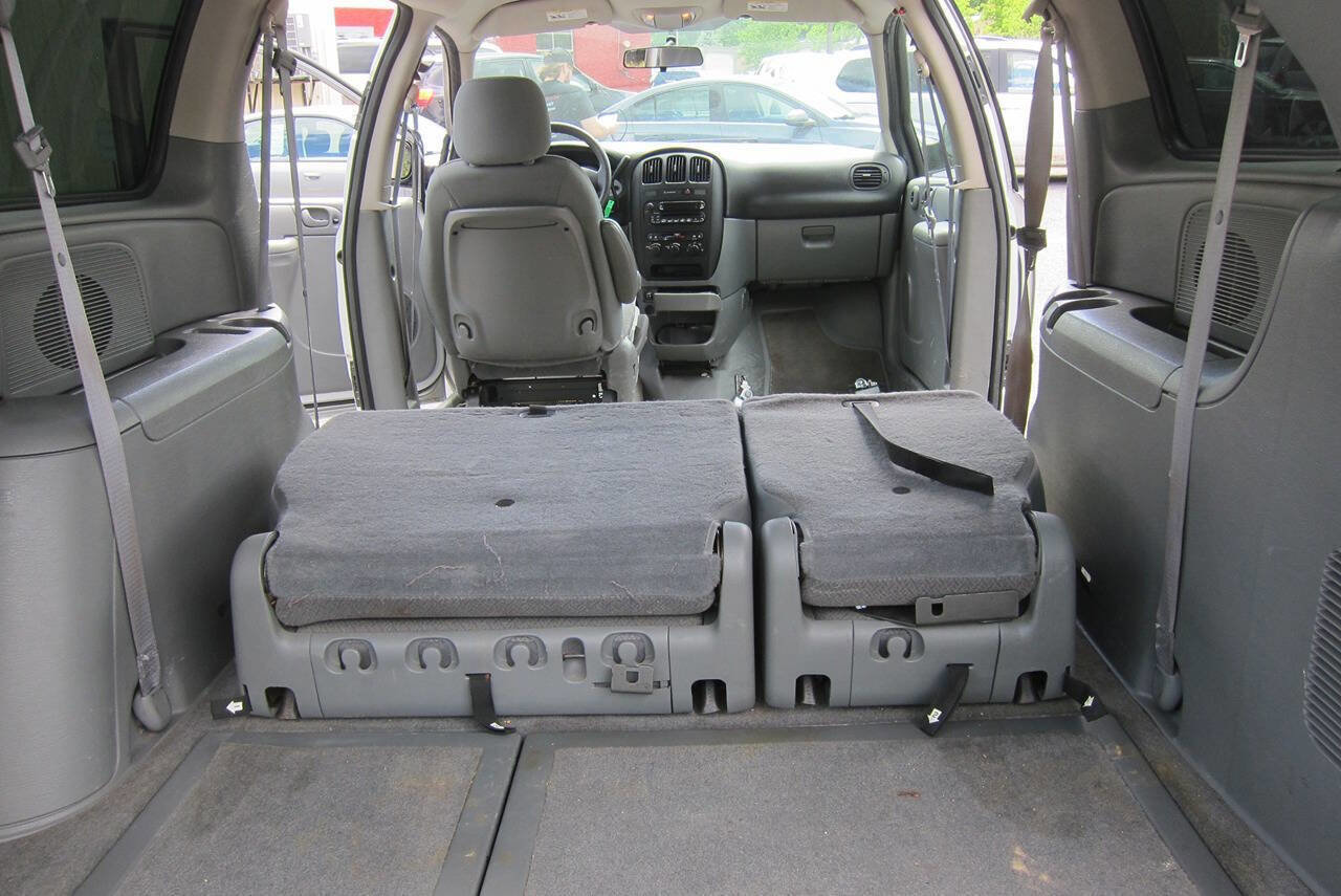 Used 2006 Dodge Grand Caravan SE w/ Popular Equipment Group I FWD image 17
