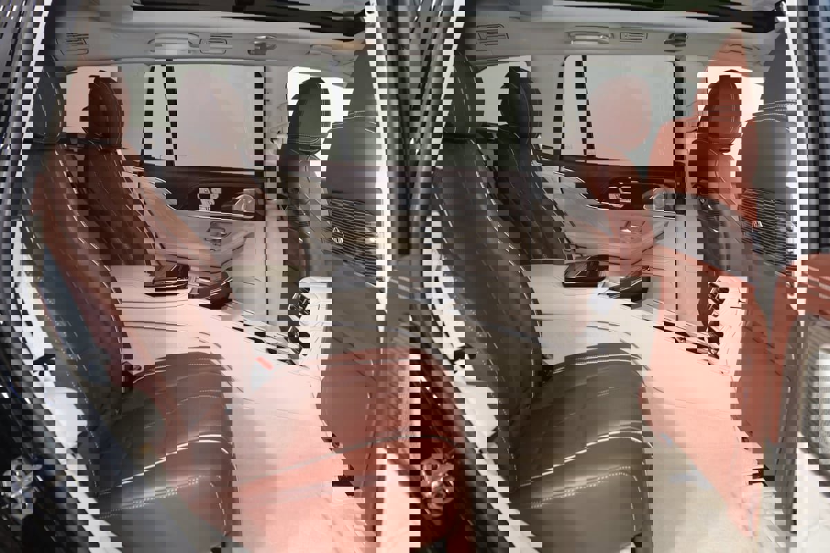 Used 2022 Mercedes-Benz Maybach GLS 600 4MATIC image 17