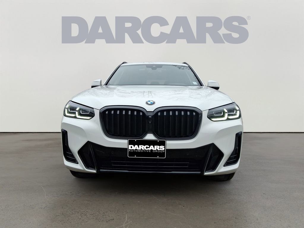 Used 2024 BMW X3 xDrive30i w/ Premium Package image 2