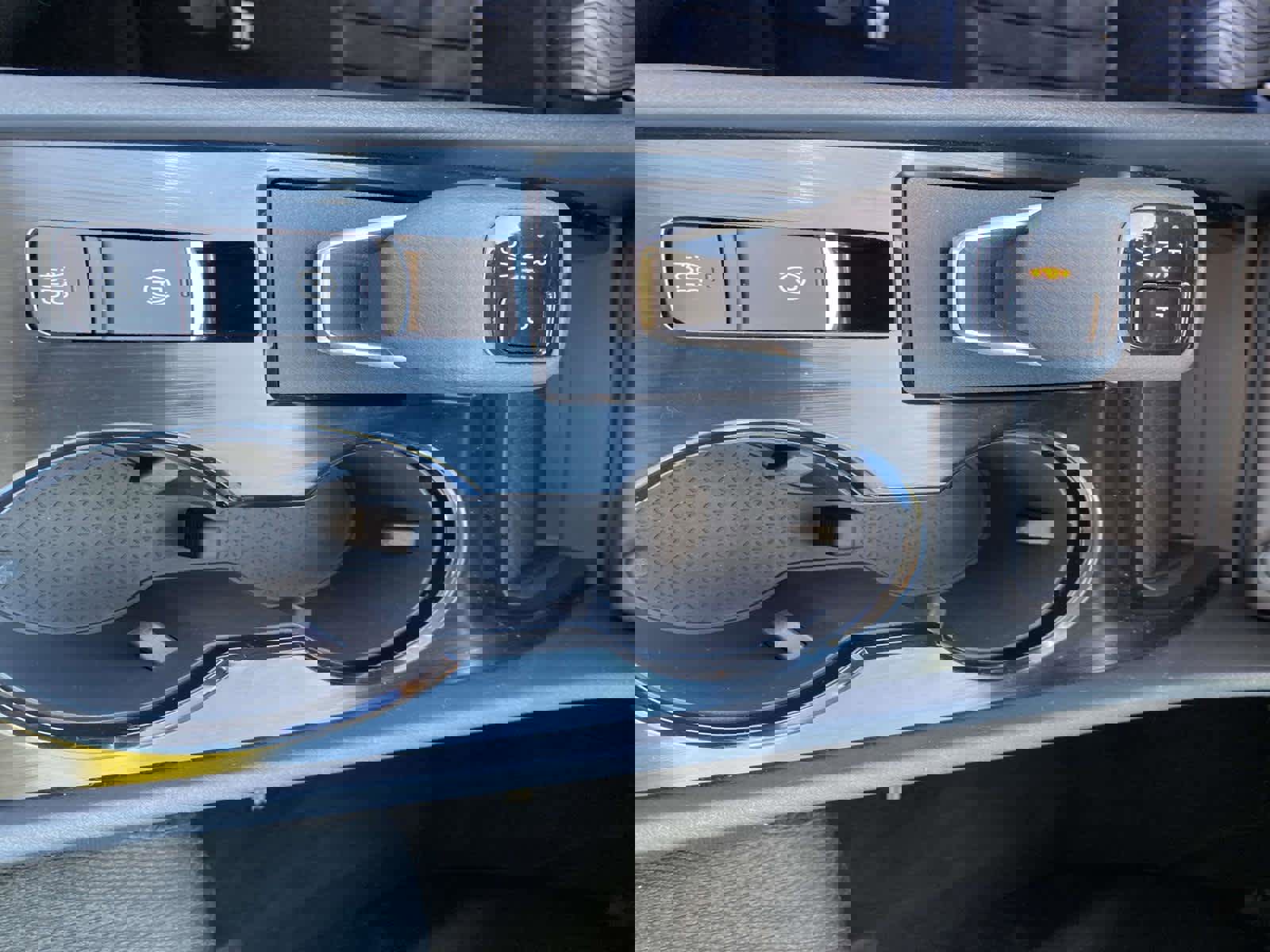 Used 2024 Nissan Rogue SV image 16