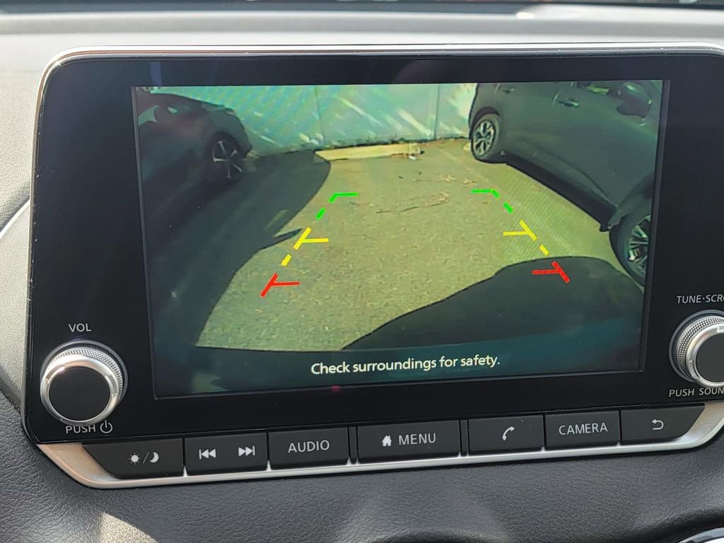 Used 2024 Nissan Sentra SR FWD image 34