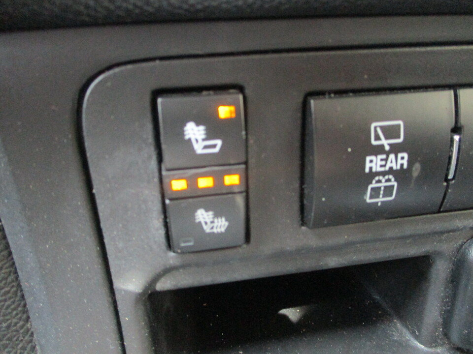 Used 2015 GMC Acadia SLE AWD/4WD image 31