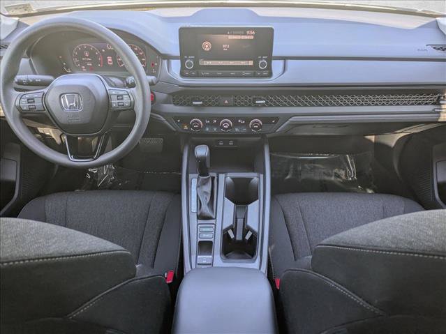 Used 2025 Honda Accord SE image 17