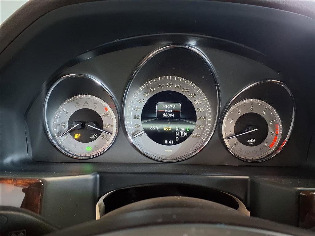 Used 2013 Mercedes-Benz GLK 350 4MATIC image 25