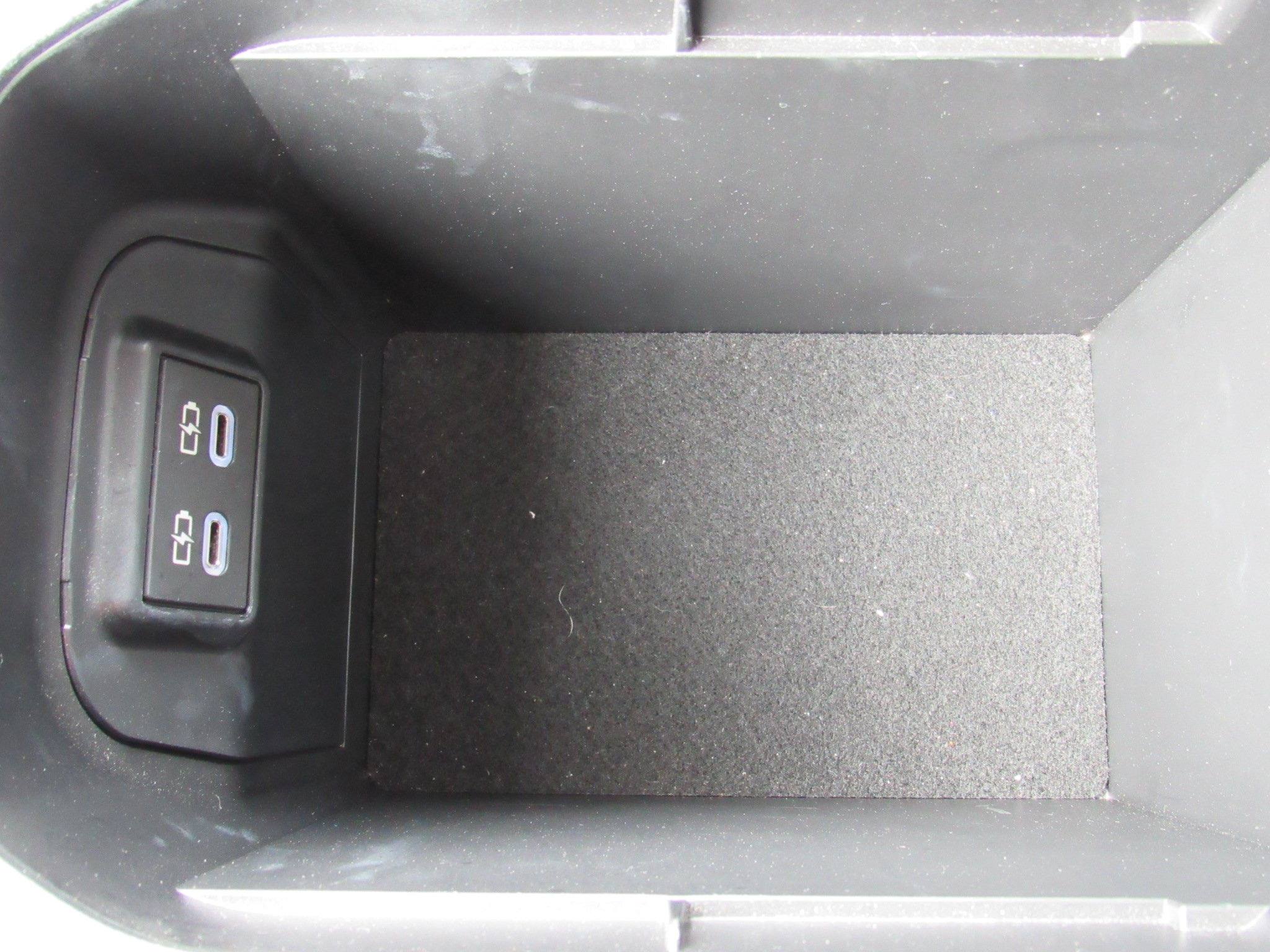 Used 2025 Toyota RAV4 LE AWD/4WD image 26