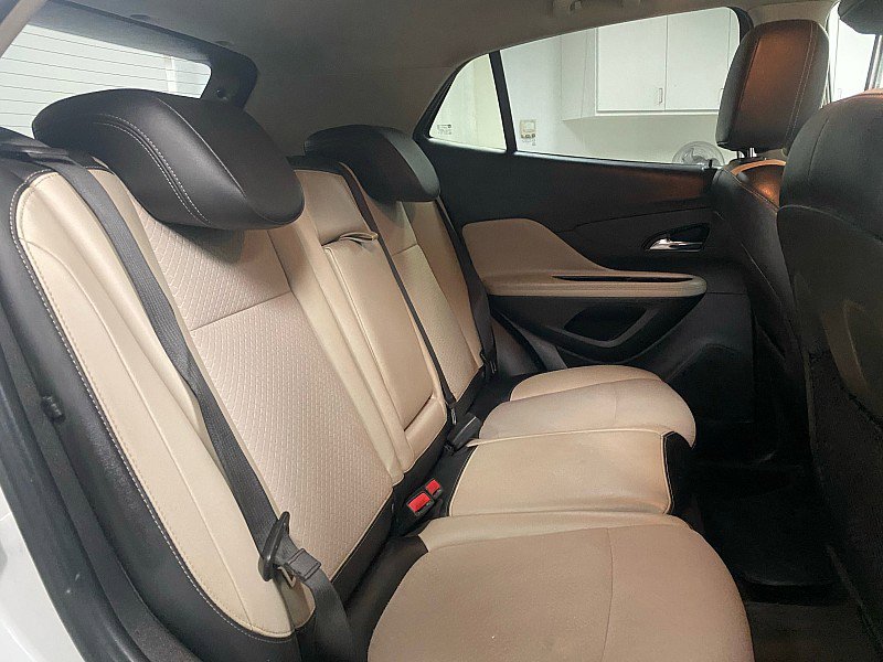 Used 2020 Buick Encore Preferred image 15