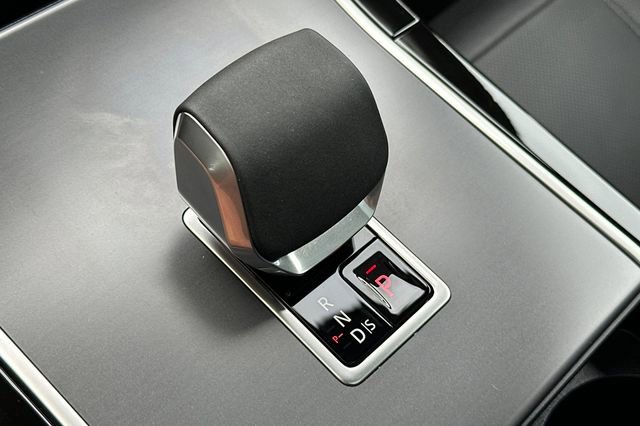 Certified 2026 Land Rover Range Rover Velar S AWD/4WD image 20