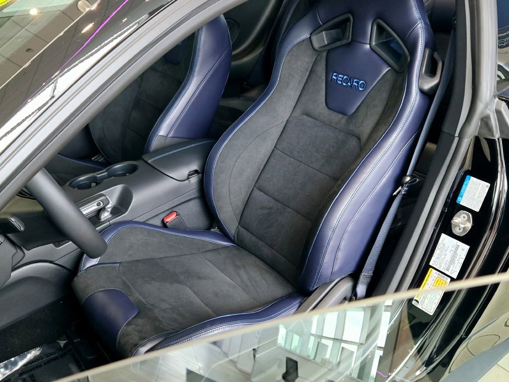 New 2025 Ford Mustang Dark Horse image 18