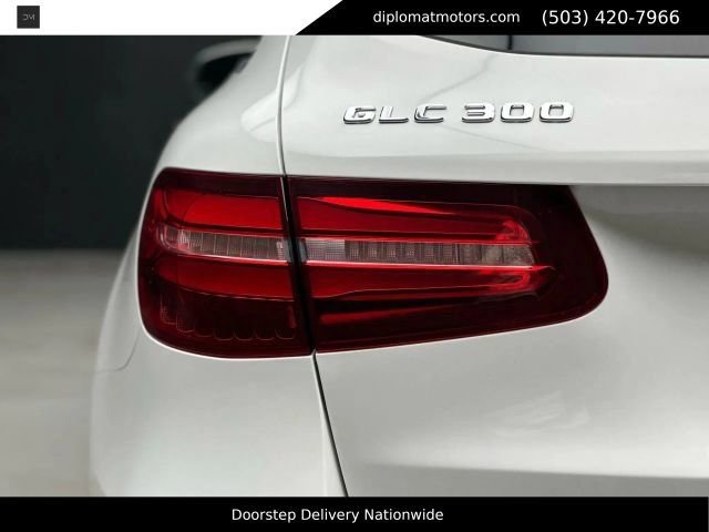 Used 2017 Mercedes-Benz GLC 300 4MATIC image 15