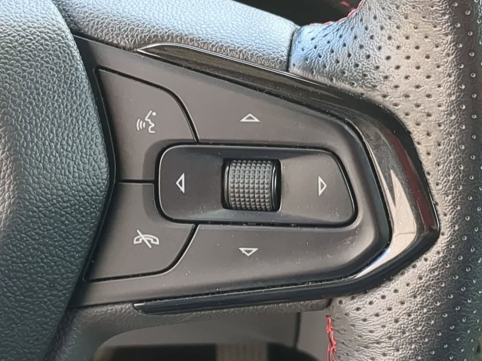 Used 2022 Chevrolet TrailBlazer RS FWD image 24