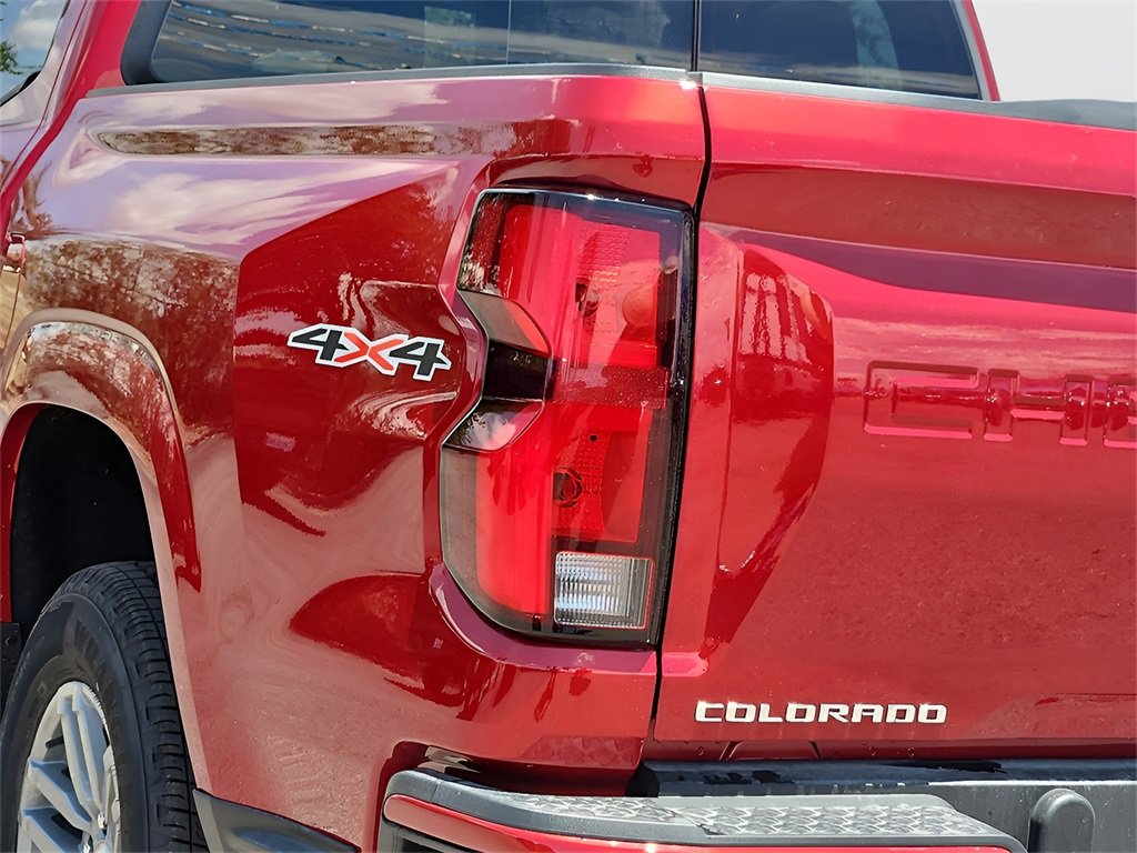 New 2025 Chevrolet Colorado LT w/ LT Convenience Package image 9