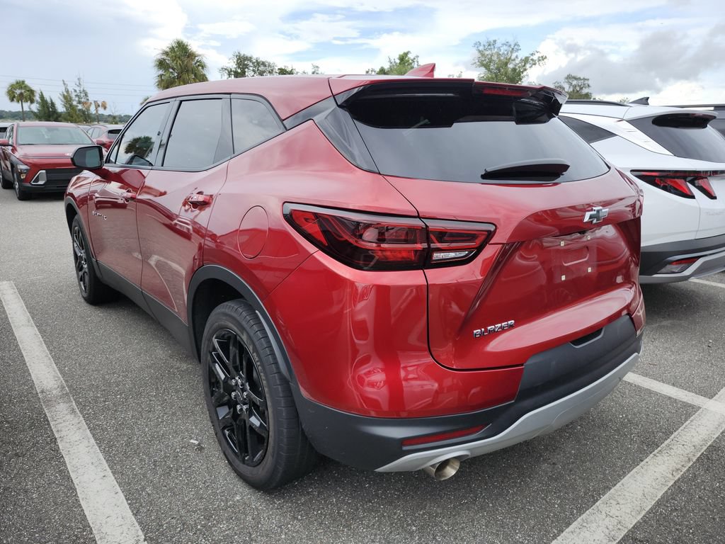 Used 2023 Chevrolet Blazer LT FWD image 4
