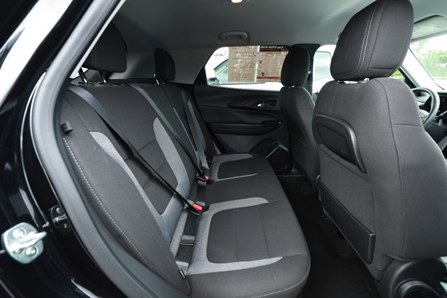Used 2024 Chevrolet TrailBlazer LT FWD image 24