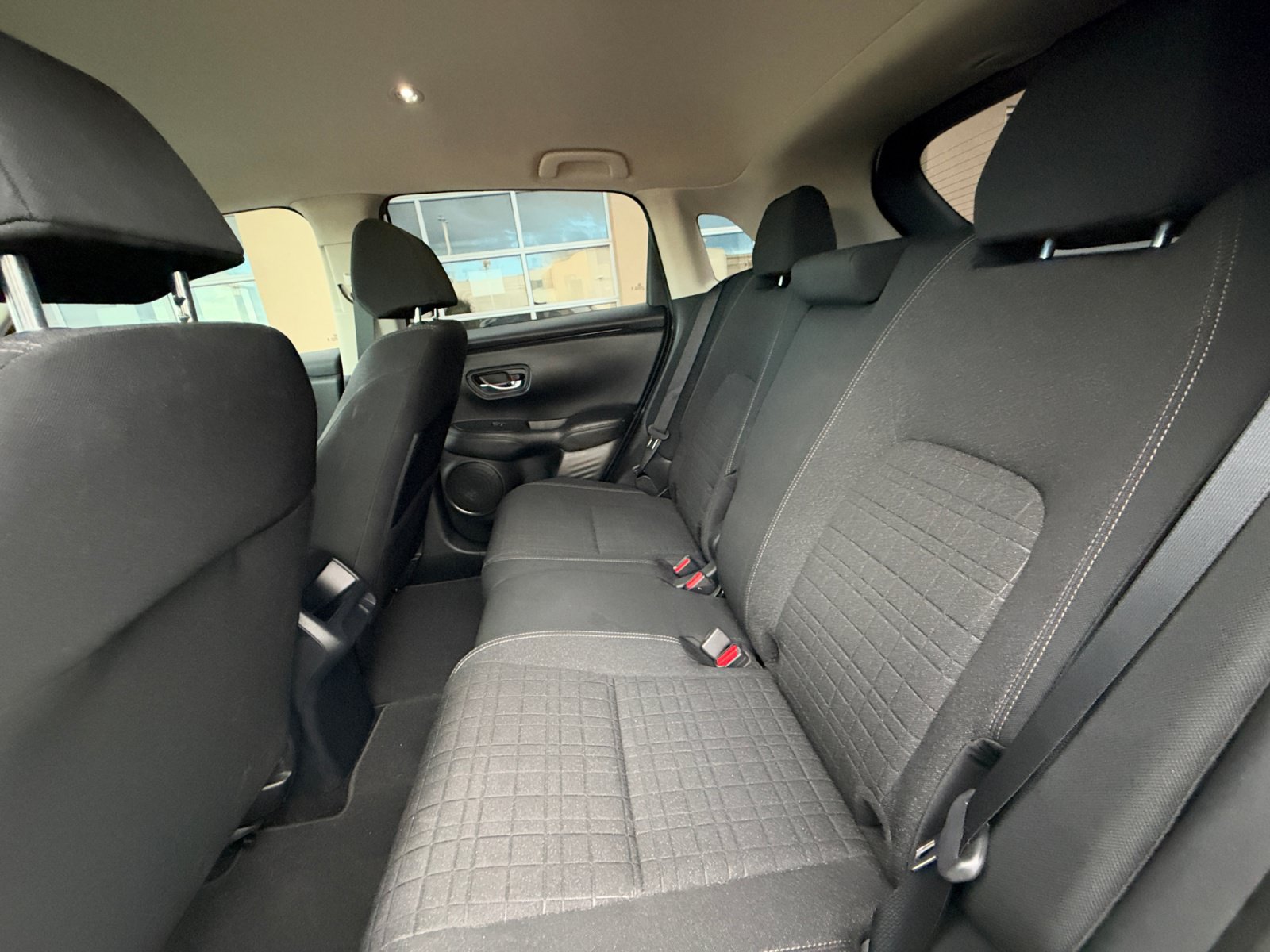 Used 2024 Honda HR-V LX image 17
