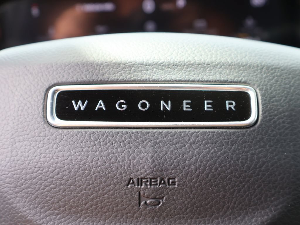 Used 2024 Jeep Wagoneer Series II w/ Flexible Seating Group AWD/4WD image 28