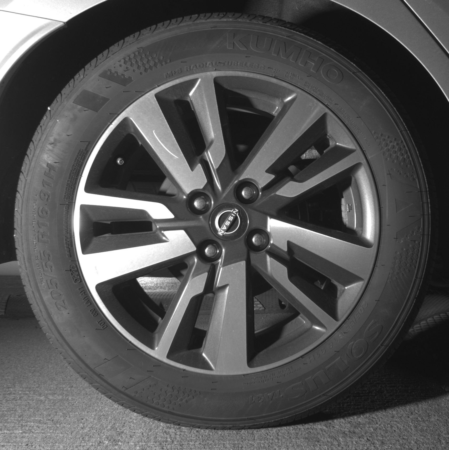 Used 2025 Nissan Versa SV FWD image 15