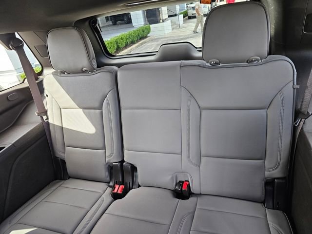 Used 2022 GMC Yukon SLT w/ SLT Premium Package image 20