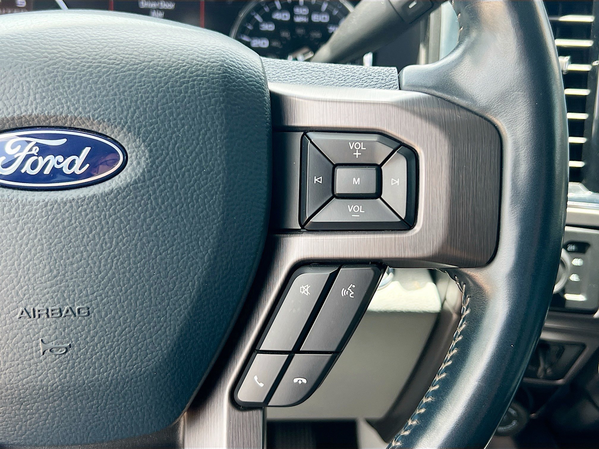 Used 2022 Ford F450 Limited w/ FX4 Off-Road Package AWD/4WD image 19