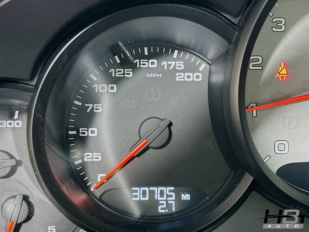 Used 2014 Porsche 911 Carrera S image 11