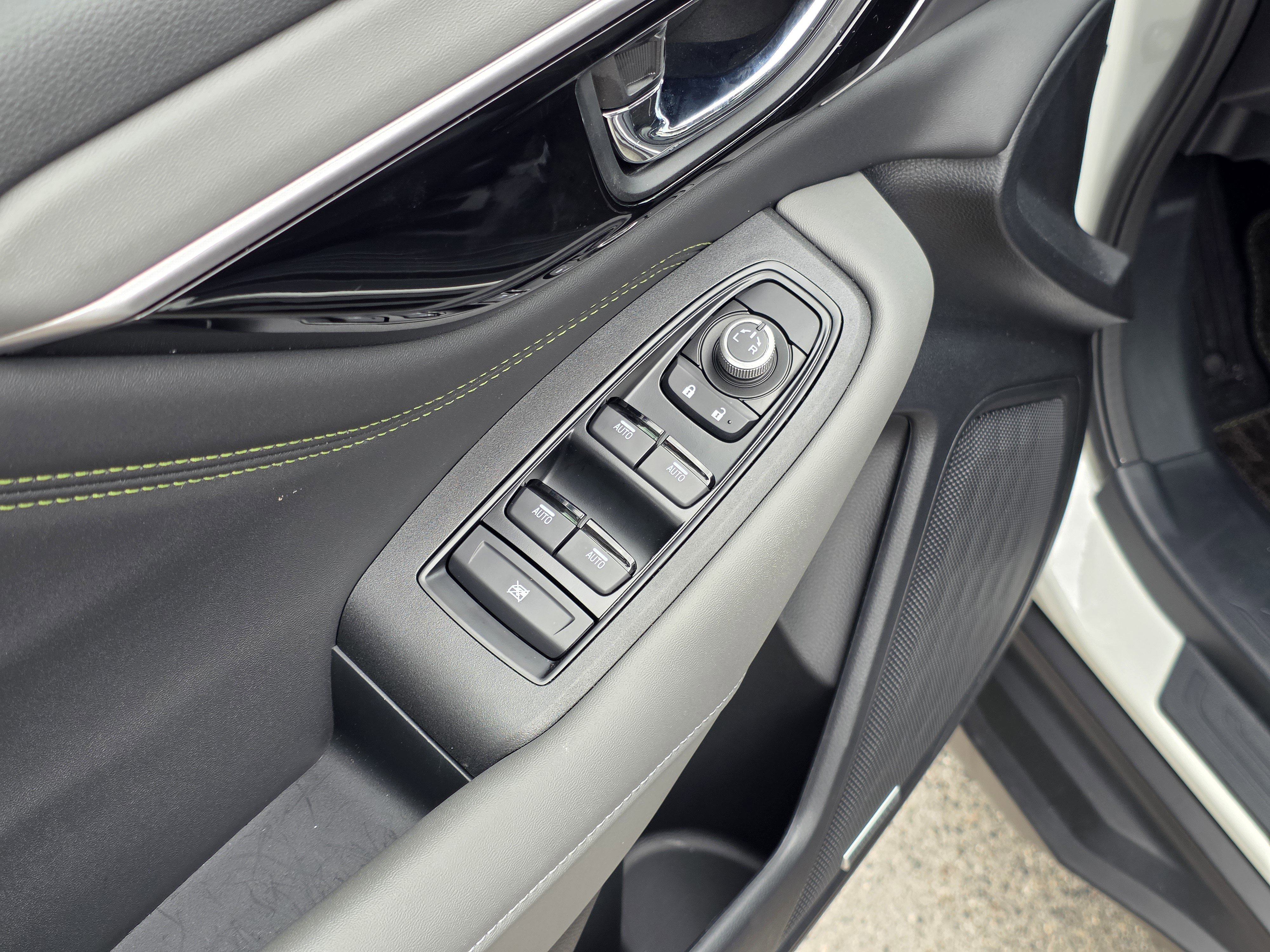 Certified 2025 Subaru Outback Onyx Edition XT w/ Popular Package #2 image 18