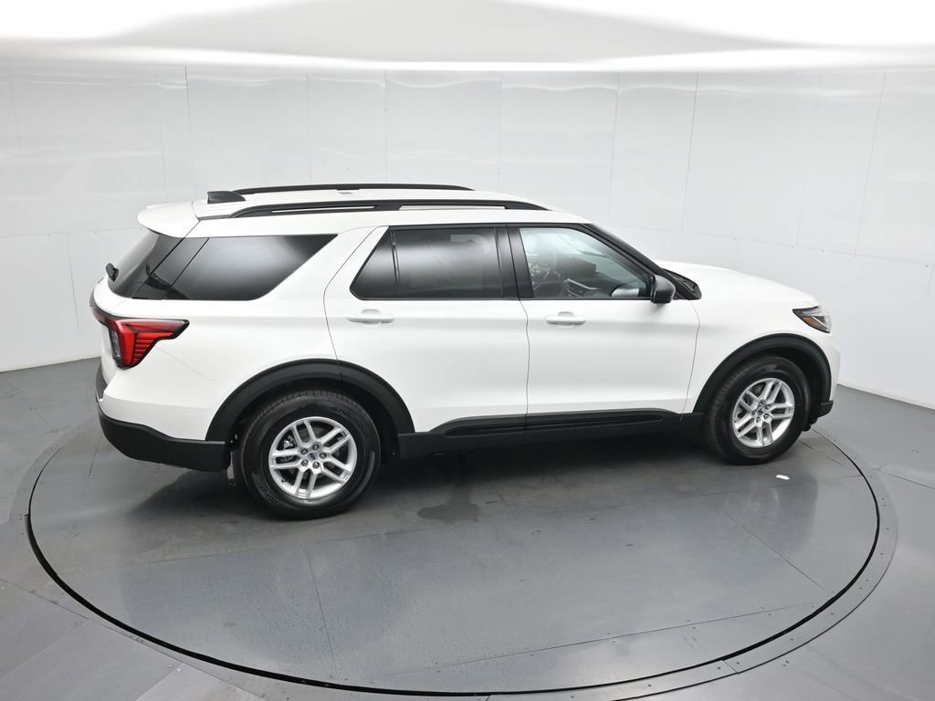 New 2026 Ford Explorer Active RWD image 40