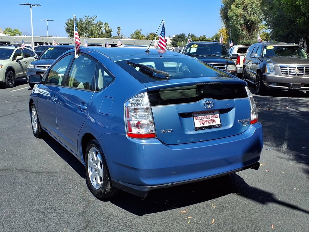 Used 2007 Toyota Prius w/ Pkg 5 FWD image 5