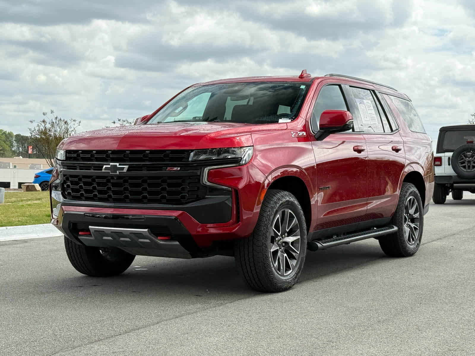 Used 2023 Chevrolet Tahoe Z71 w/ Luxury Package image 1