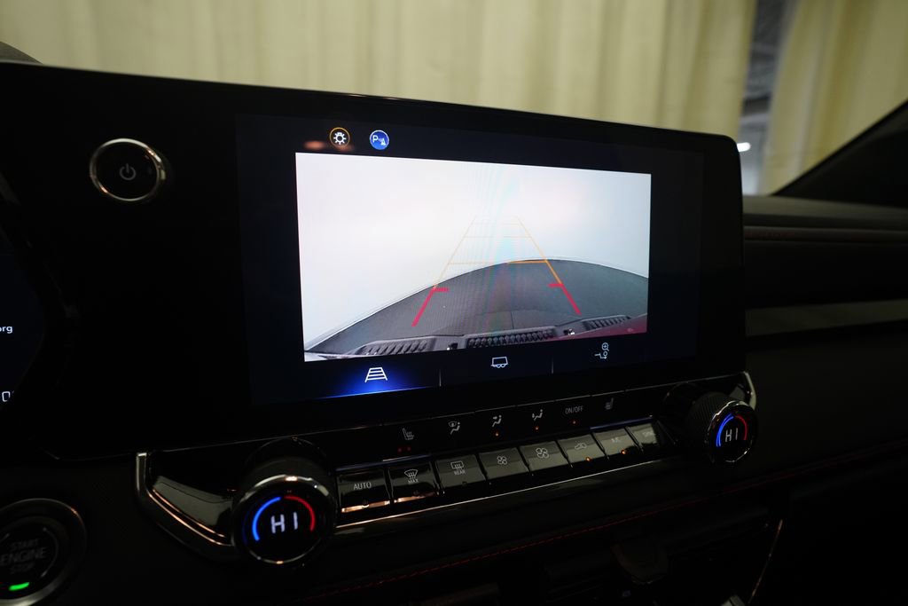 Certified 2024 Chevrolet Colorado Z71 w/ LPO, Dark Essentials Package image 19