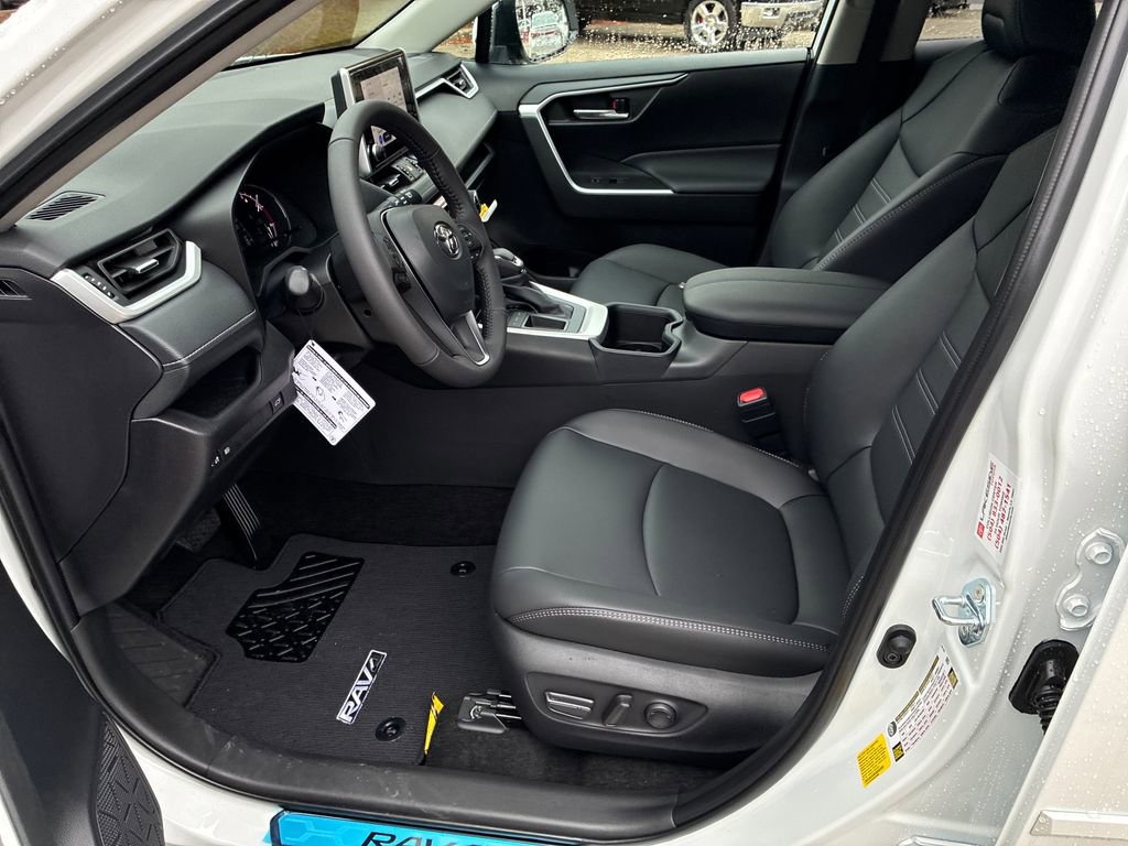 New 2025 Toyota RAV4 XLE Premium image 15