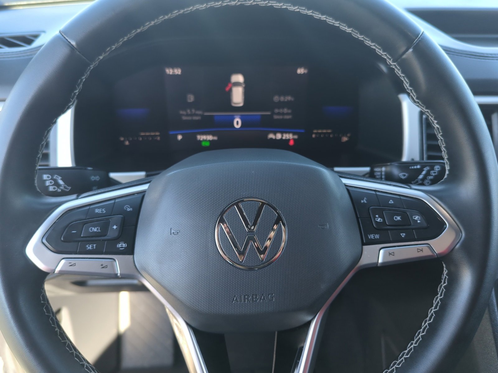 Certified 2022 Volkswagen Atlas Cross Sport SE image 9