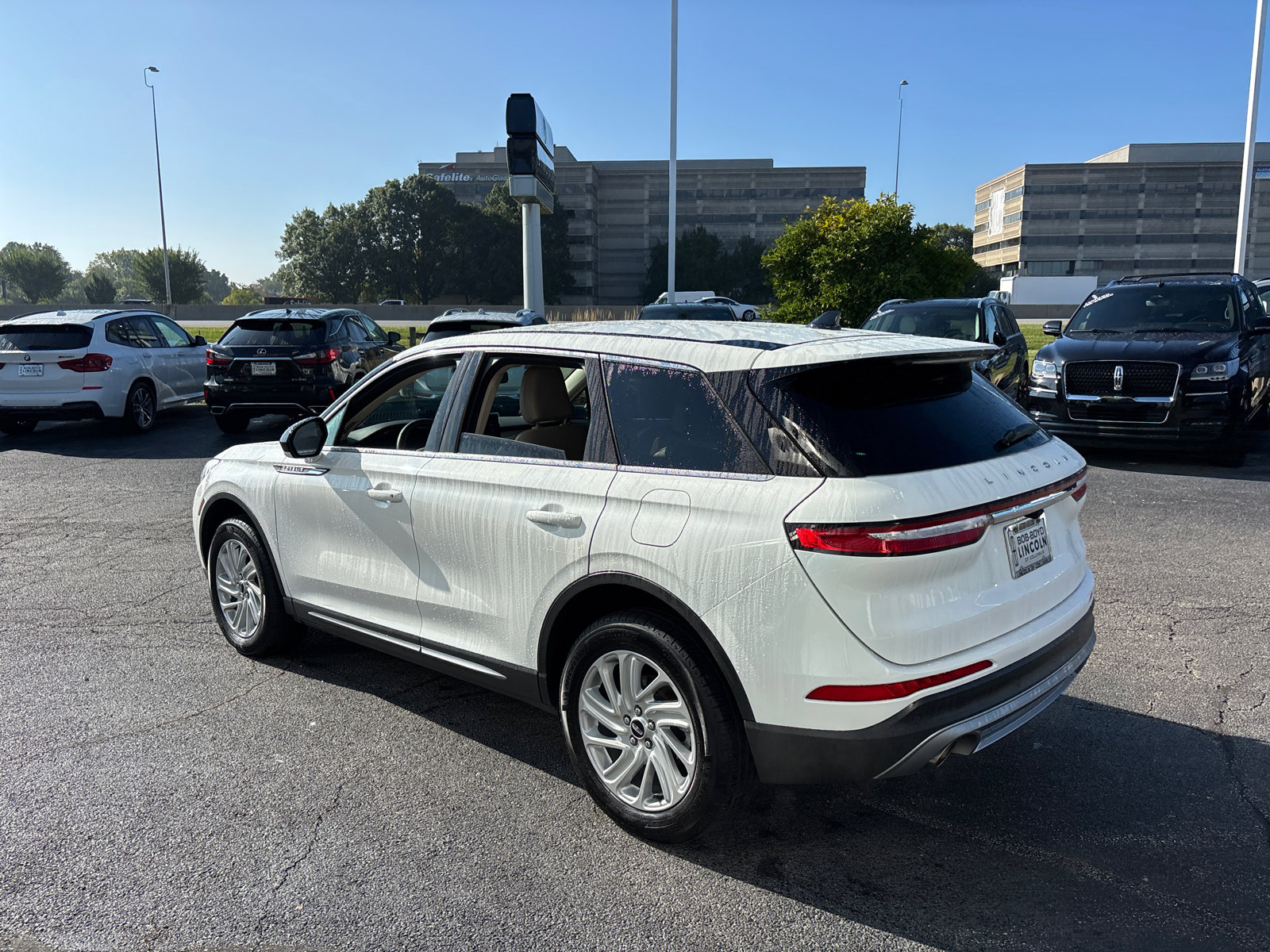 Certified 2023 Lincoln Corsair AWD image 5