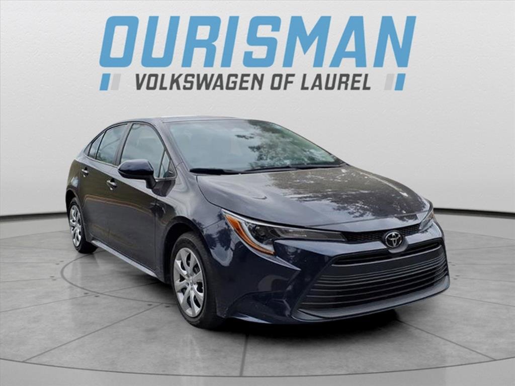 Used 2025 Toyota Corolla LE