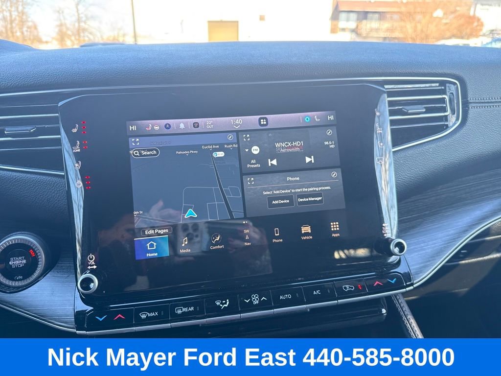 Used 2024 Jeep Wagoneer Series III image 12