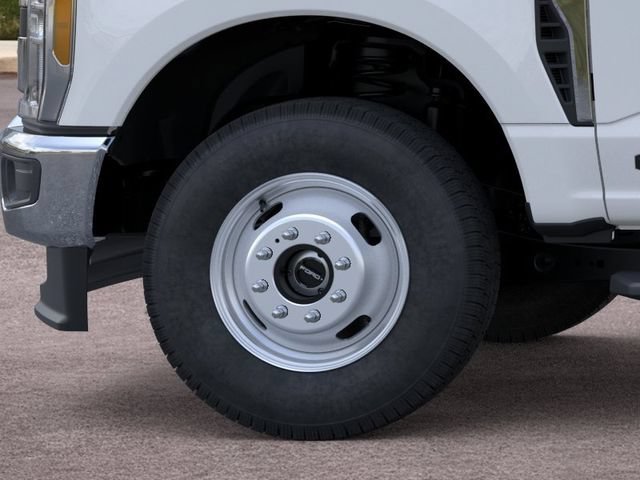 New 2026 Ford F350 XL w/ XL Chrome Package AWD/4WD image 19