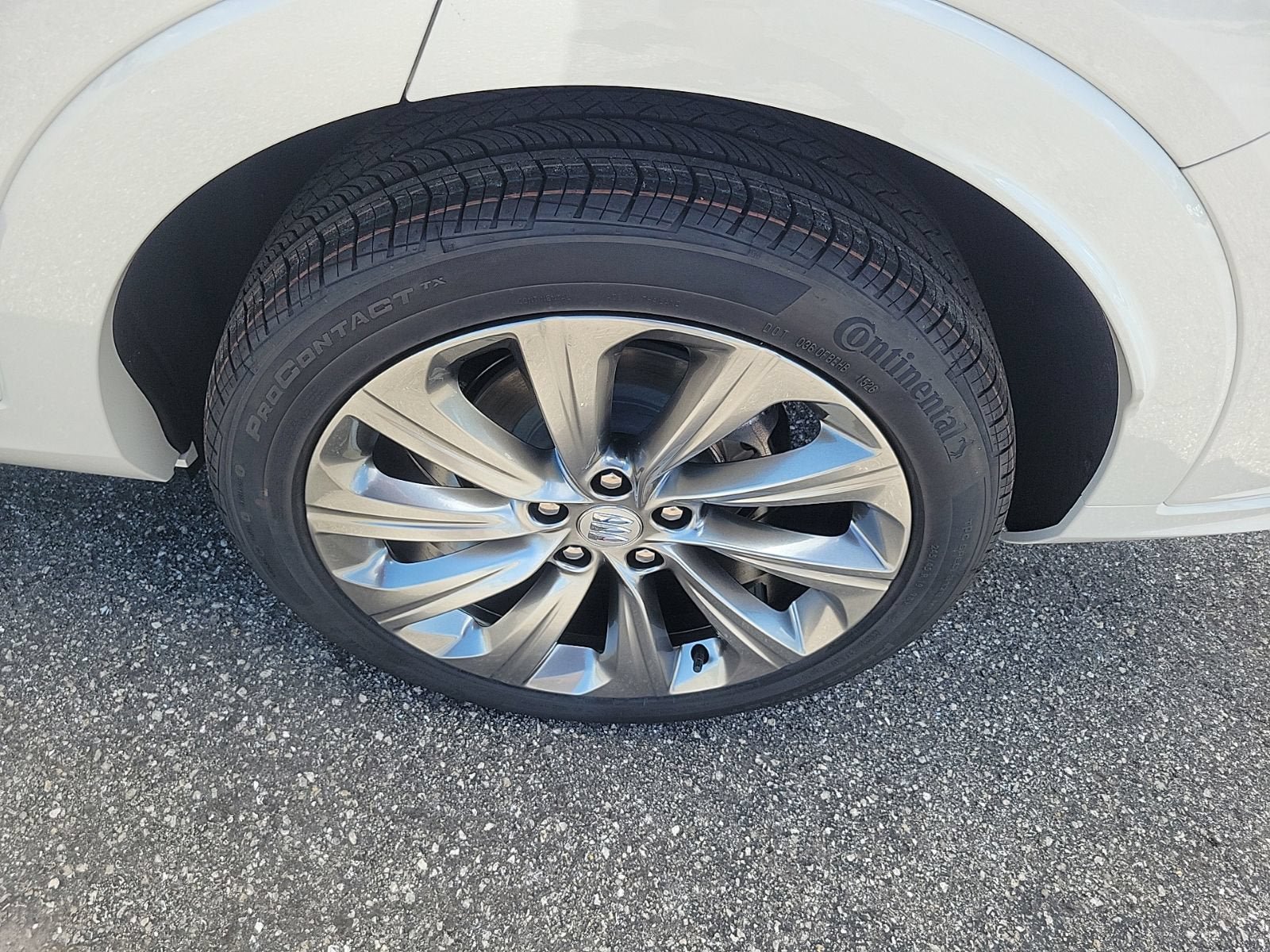 New 2026 Buick Envista Sport Touring FWD image 8