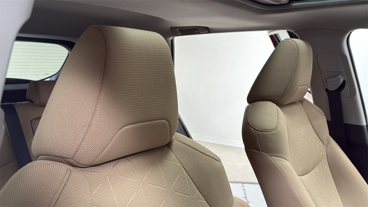 Certified 2025 Toyota RAV4 XLE image 19