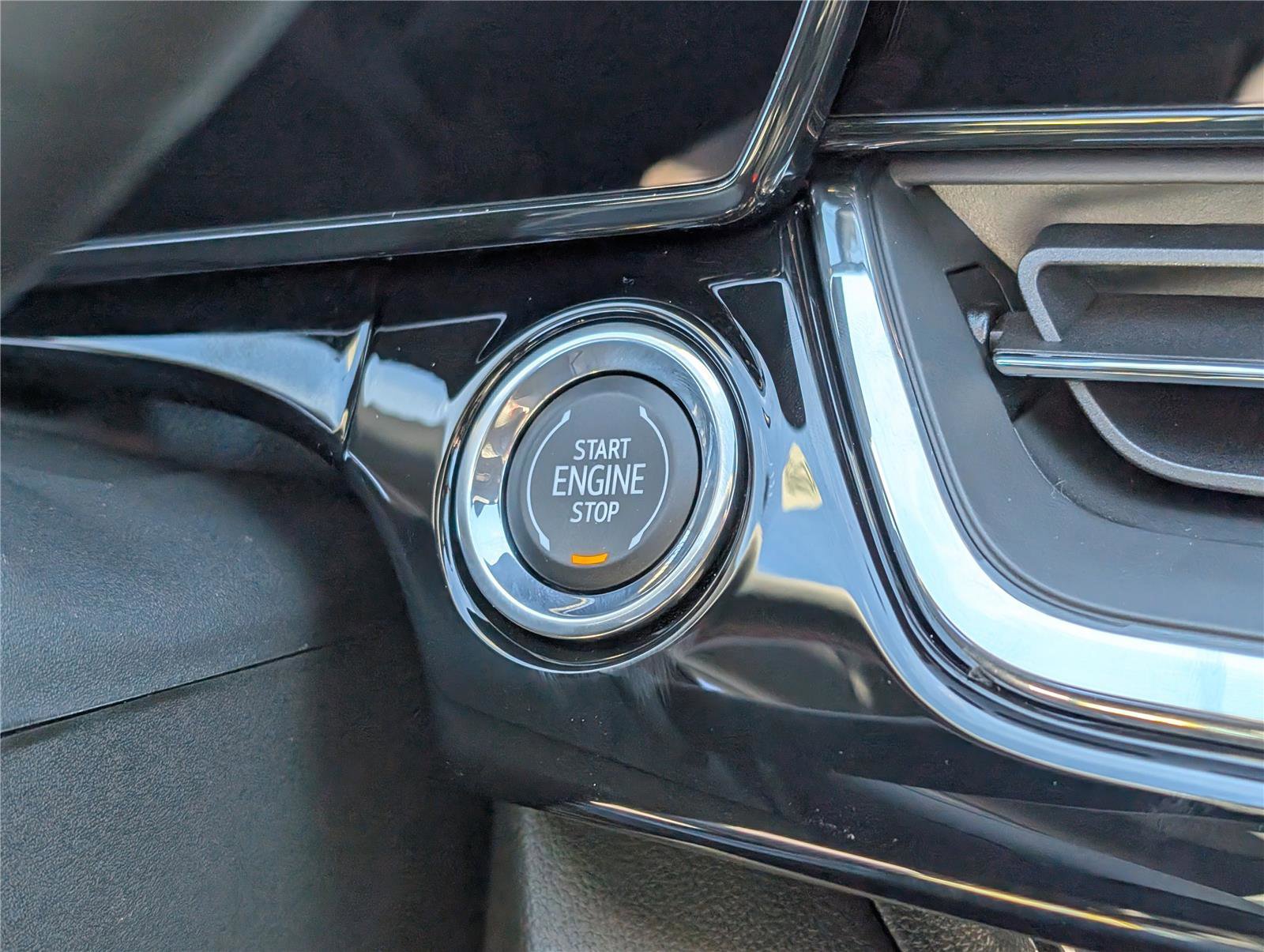 New 2026 Chevrolet Trax RS image 19