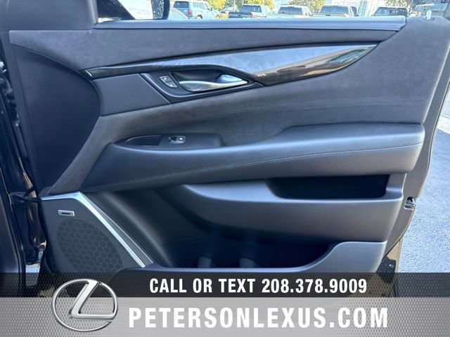 Used 2019 Cadillac Escalade ESV Platinum AWD/4WD image 12
