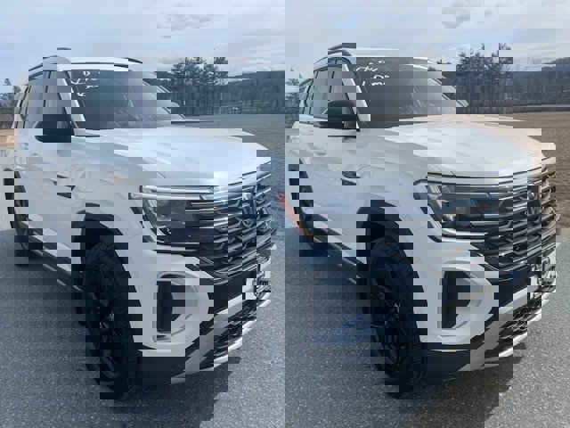 New 2026 Volkswagen Atlas Peak Edition image 4