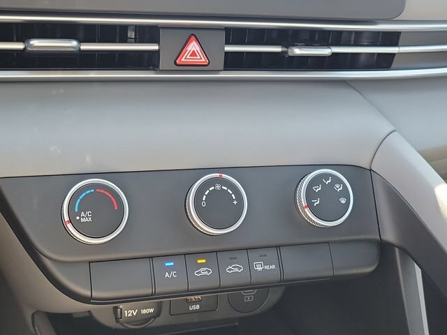 New 2026 Hyundai Elantra SE FWD image 12