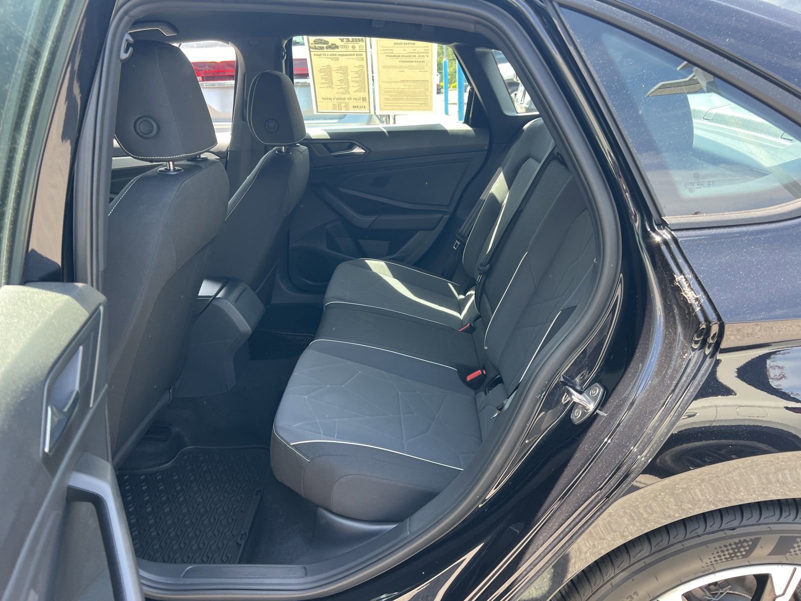 Used 2025 Volkswagen Jetta Sport image 27