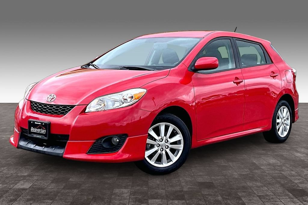 Used 2010 Toyota Matrix FWD image 2